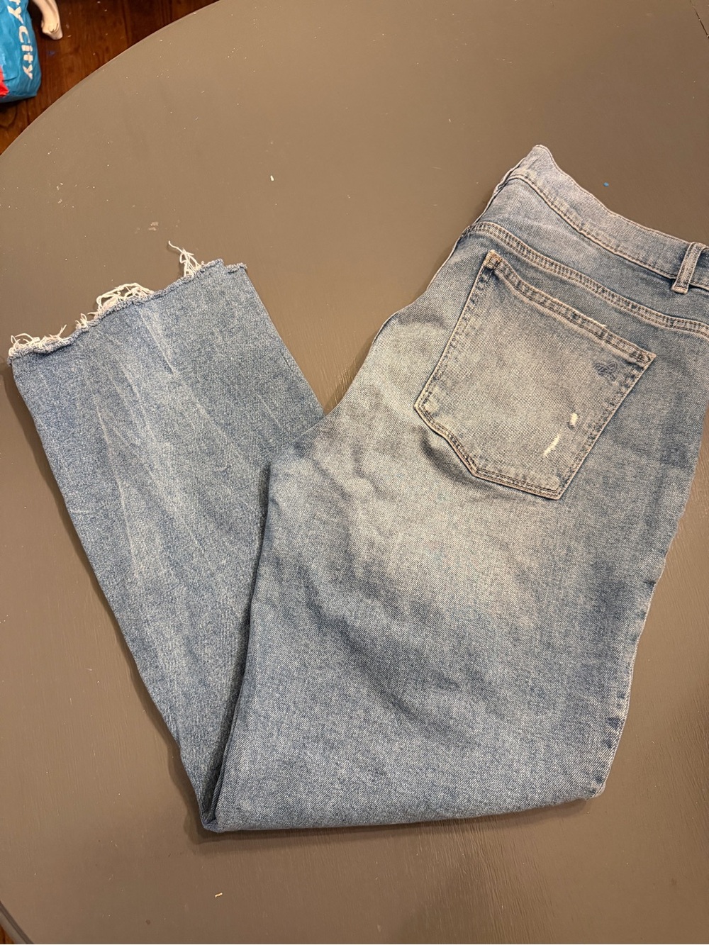 DL1961 Women's Relaxed Light Blue Denim Jeans
